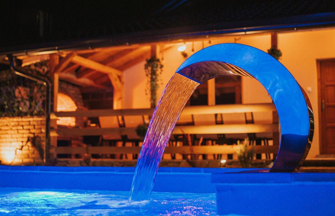Cartagena Villa & Spa Brcko Exterior photo